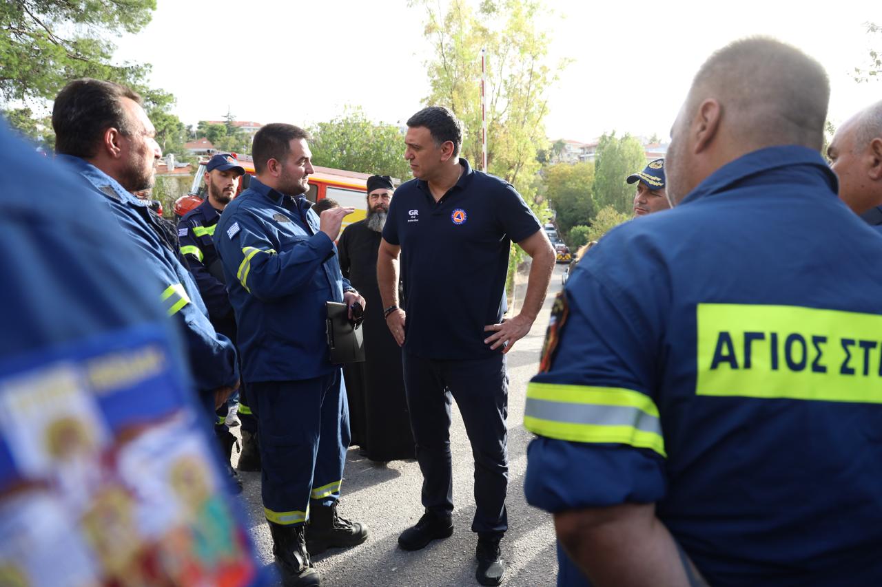 Βασίλης Κικίλιας για εθελοντές: «Χρειάζεται περίσσια δύναμη ψυχής και ξεχωριστό σθένος για να προσφέρει κανείς στους συνανθρώπους του, ρισκάροντας ακόμη και τη ζωή του»