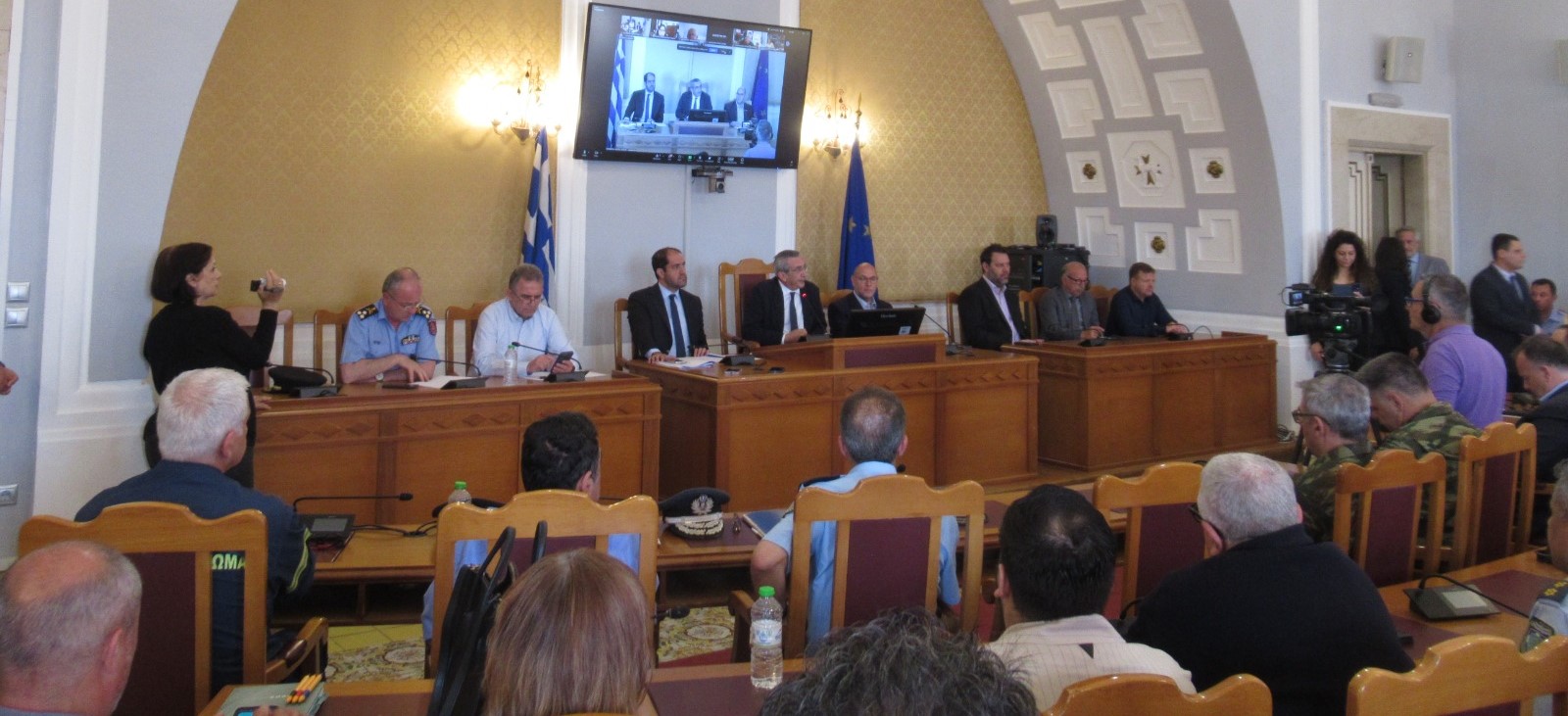 Ευρεία σύσκεψη υπό τον Υπουργό Κλιματικής Κρίσης και Πολιτικής Προστασίας Γιάννη Κεφαλογιάννη για την προετοιμασία της αντιπυρικής περιόδου στην Περιφέρεια Νοτίου Αιγαίου
